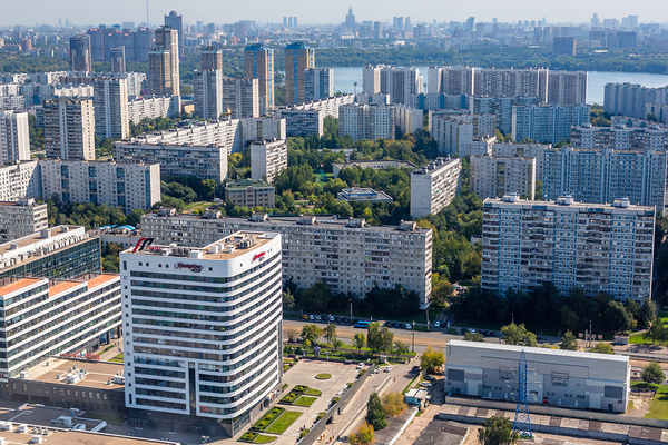 Названы районы Москвы с дешевым жильем