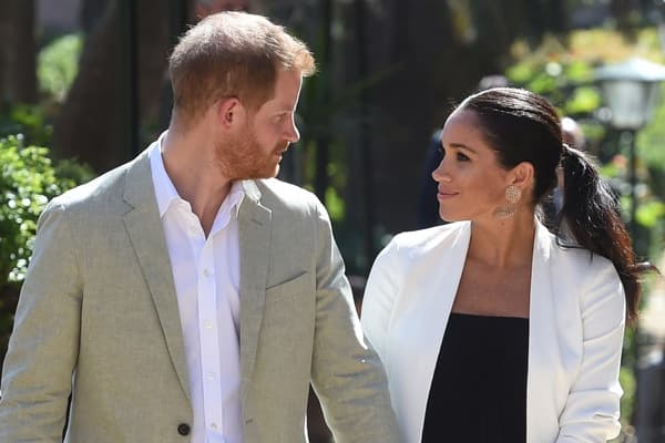 Меган Маркл раскритиковали за испорченный ковер